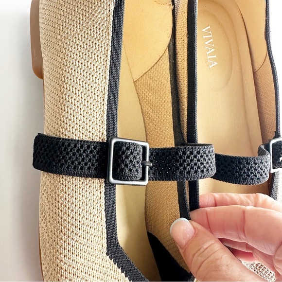 Elegant Black and Cream Flats. Wore only once! - Picture 6 of 13